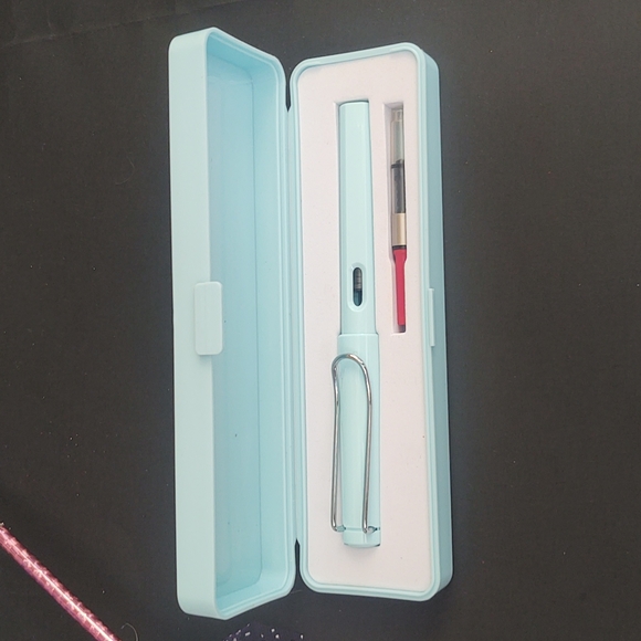 Fountain Pen Kit - Picture 2 of 7